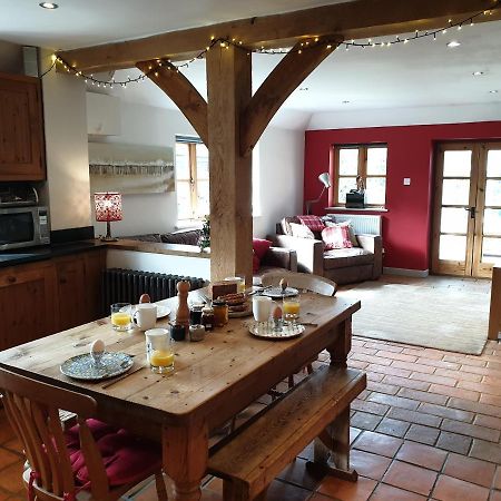 Delightful Cottage On The River Adur Close To Brighton & The Downs No Dogs Sorry Upper Beeding Exterior foto