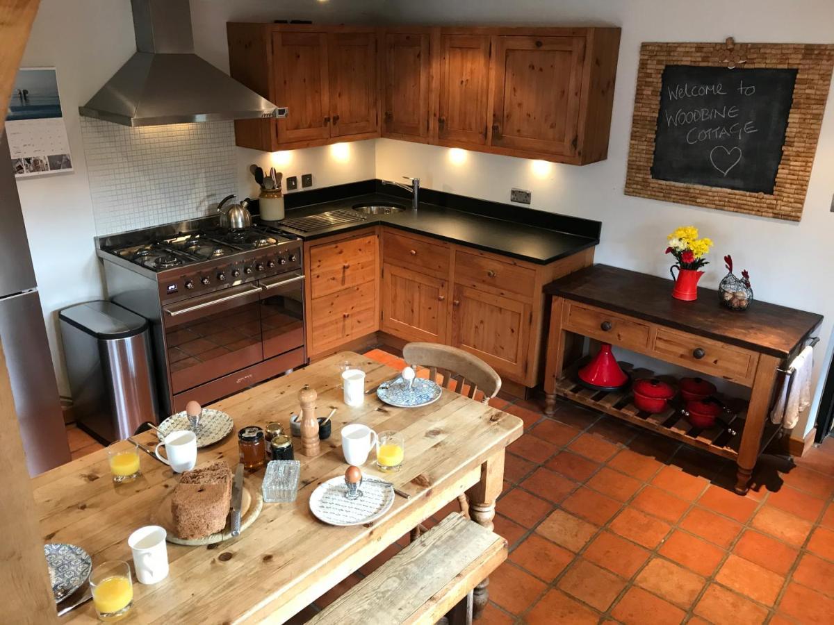 Delightful Cottage On The River Adur Close To Brighton & The Downs No Dogs Sorry Upper Beeding Exterior foto